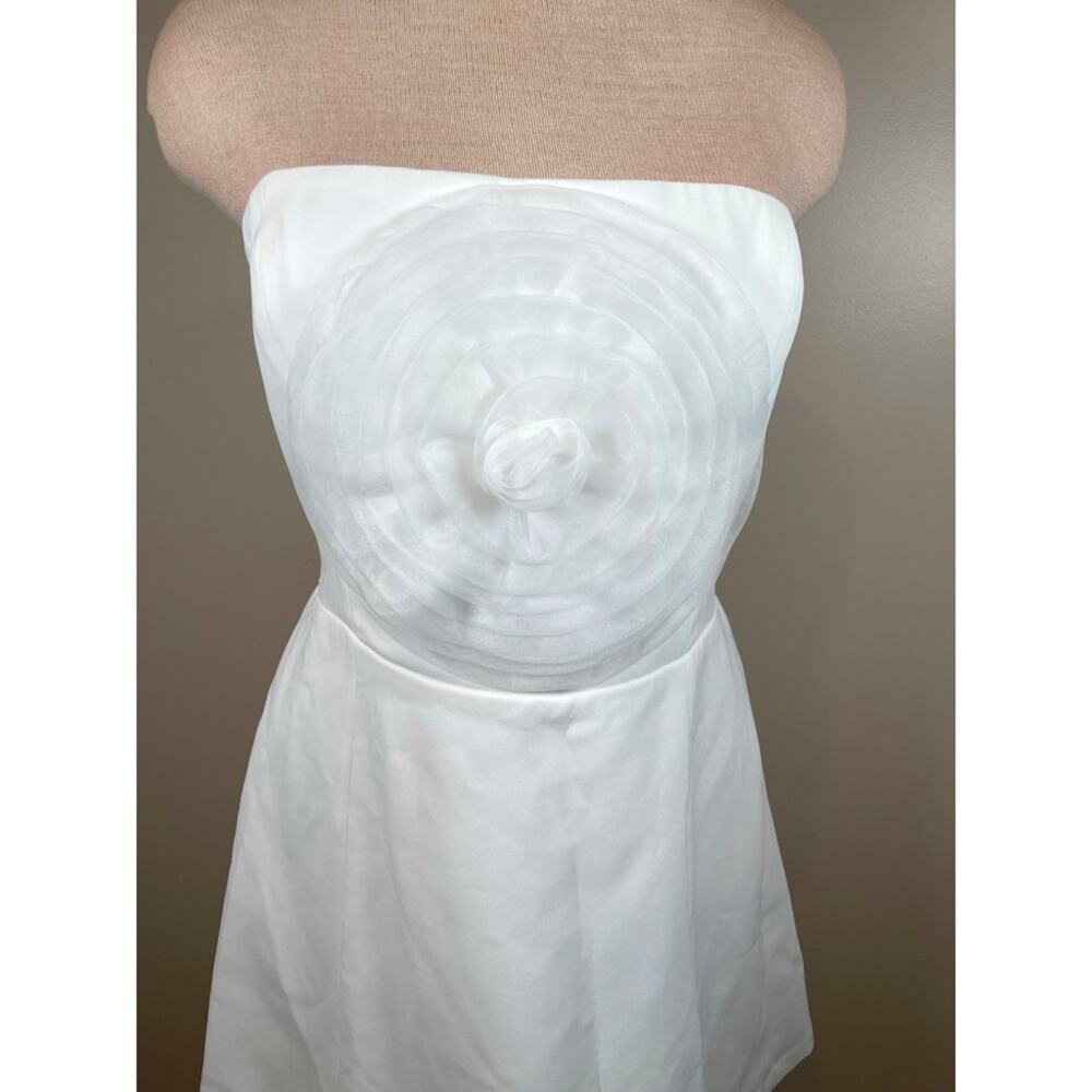 AMANDA UPRICHARD Fae Rose Ivory White Floral Rosette Strapless Mini Dress Size L - Picture 4 of 7